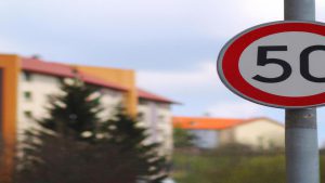 Jakie są ograniczenia prędkości w Czechach?