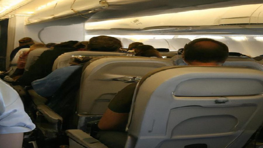 Jak bezpiecznie podróżować samolotem?
